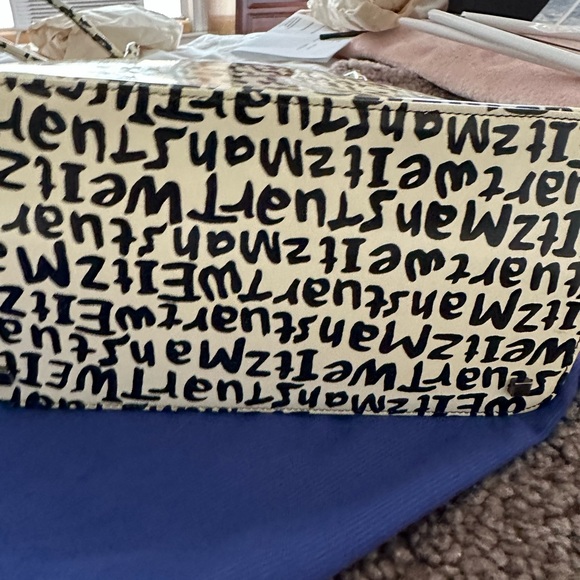 Stuart Weitzman patent leather bag - Picture 2 of 9